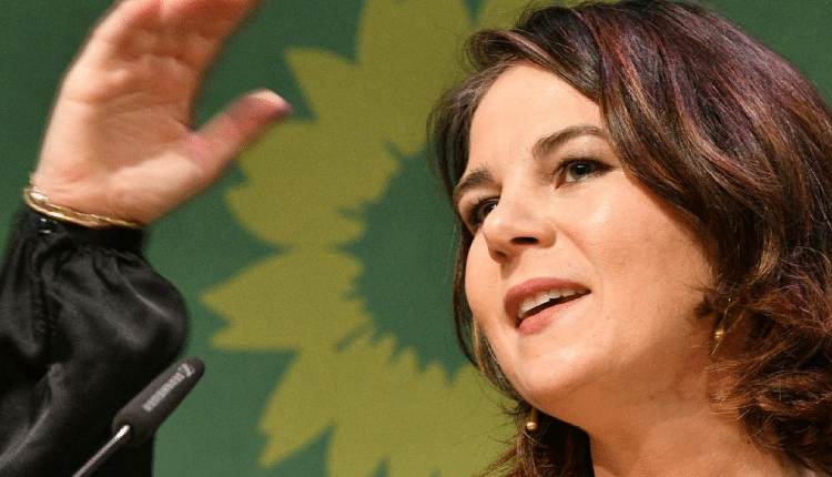 Suspender importação de energia favorece Putin, diz Baerboc