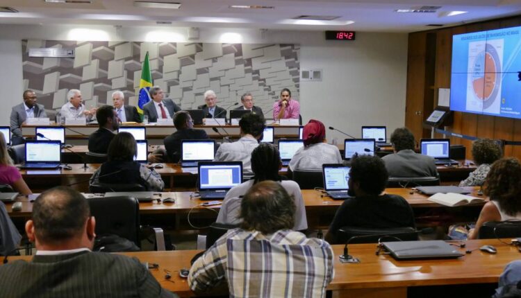 CAE do Senado iniciou discussão sobre indicados ao BC e ao Cade