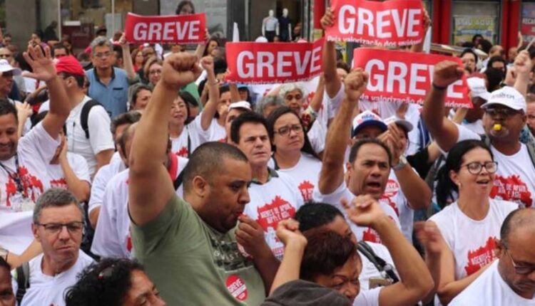 Greve de servidores gera dificuldades localizadas, diz BC