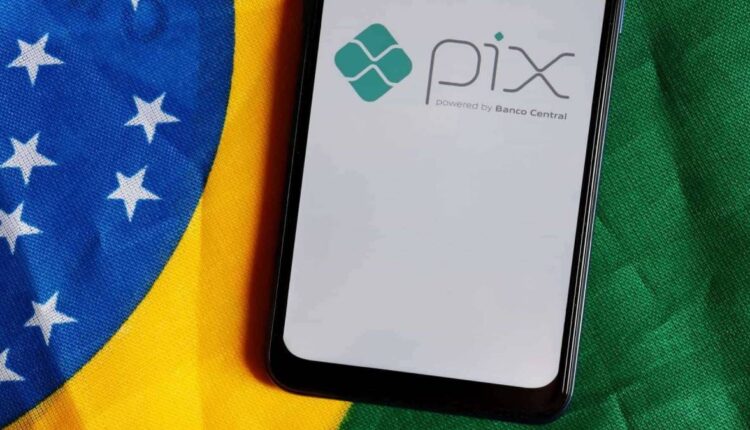 Monitoramento do Pix será mantido em greve