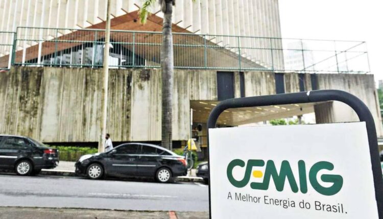 Cemig (CMIG4) compra participação em usinas de energia solar