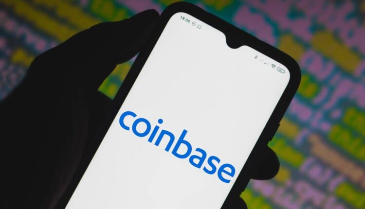 Ações da Coinbase despencam mais de 80%