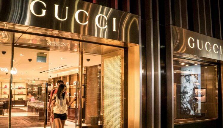 Gucci aceitará Bitcoin, Dogecoin, Shiba Inu e outras criptomoedas em várias lojas