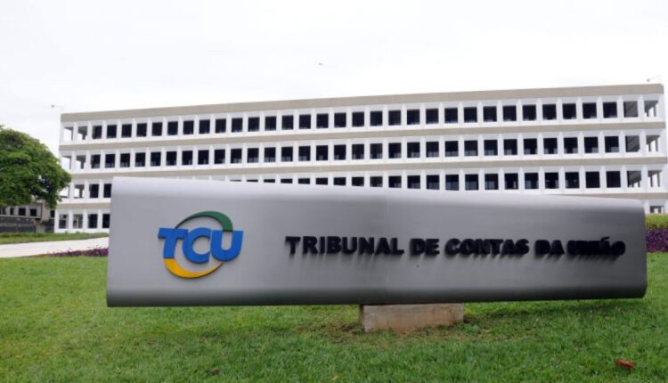 Privatização da Eletrobras é aprovada no TCU após votação