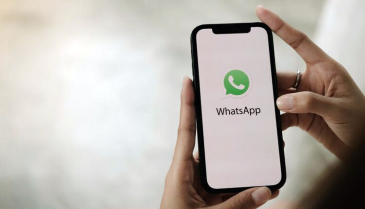 Bancos adotam o WhatsApp para atrair clientes avessos a aplicativos