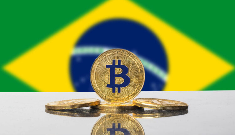 Cerca de 4,2 milhões de brasileiros investiram em criptomoedas em 2021