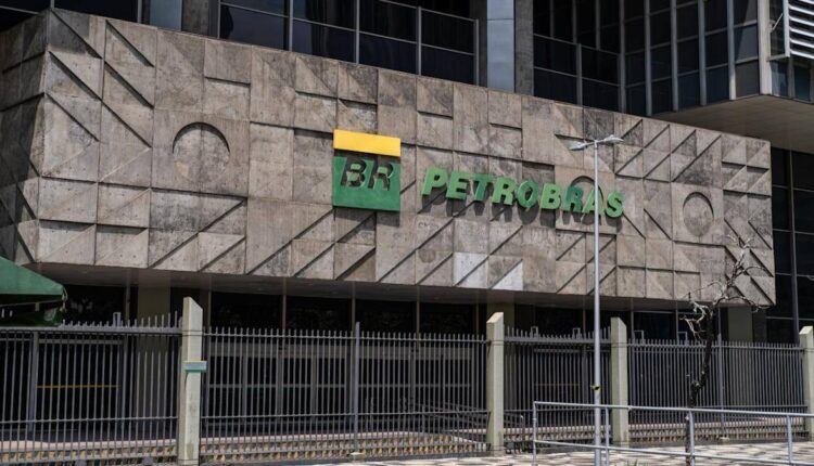 Petrobras nega reserva de R$ 200 bi para distribuição de lucros