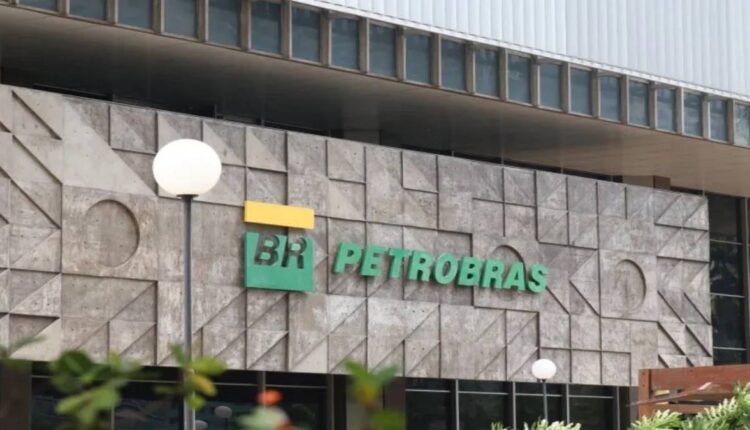 Petrobras tem sinal verde para reajuste