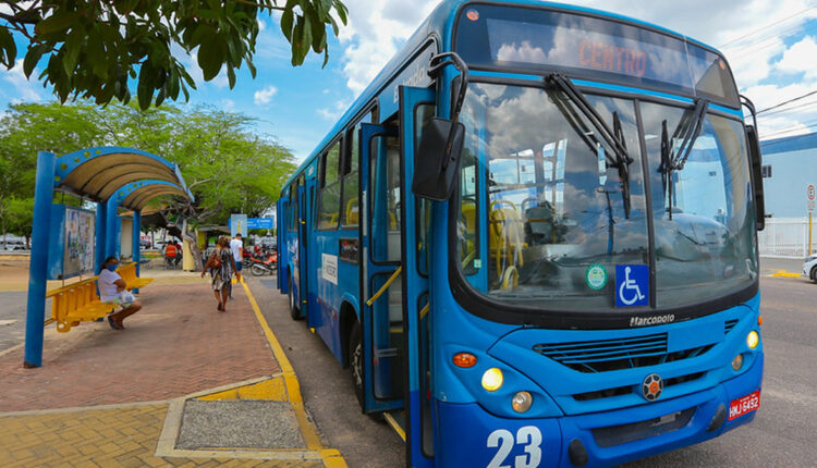 Ônibus urbano perdeu 10,8 mi de passageiros em 2021