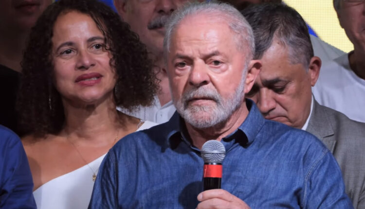 Especialistas apontam dificuldade em cumprimento de promessas feitas por Lula