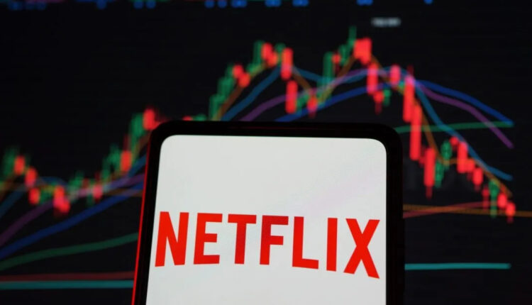 Ações da Netflix disparam com crescimento de assinantes acima do esperado