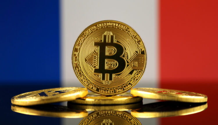 França deve revisar regulamentação de criptomoedas em 2023