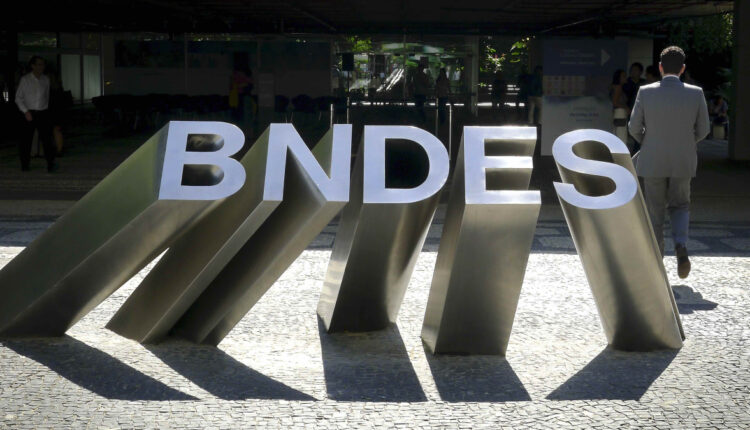 BNDES tem lucro de R$ 9,6 bilhões no terceiro trimestre