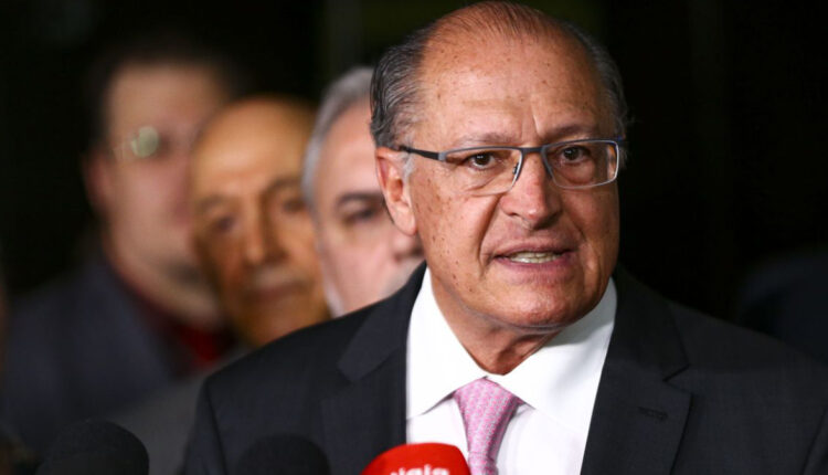 Alckmin anuncia grupos de transição de governo e nomeia integrantes da área econômica e assistência social