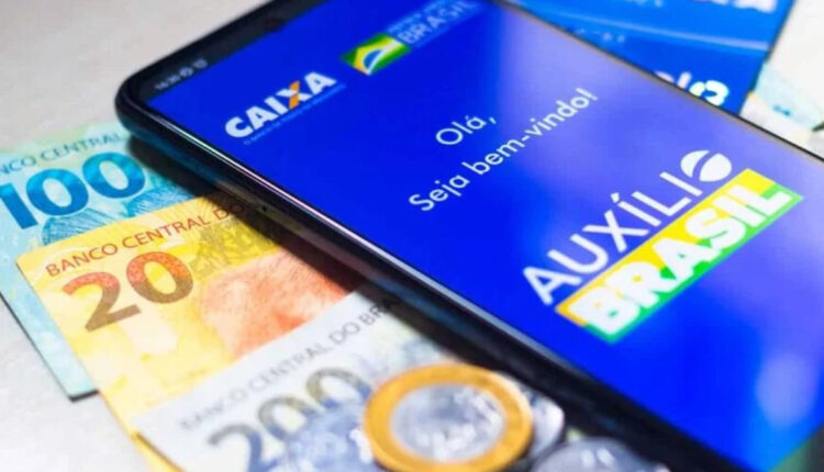 Caixa Econômica mantém suspensa a contratação de empréstimo consignado do Auxílio Brasil