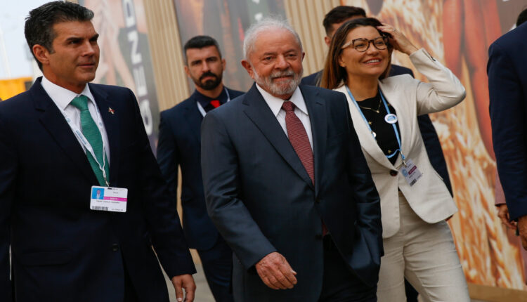 Lula promete trazer Conferência do Clima para o Brasil em 2025, em primeiro dia de COP27