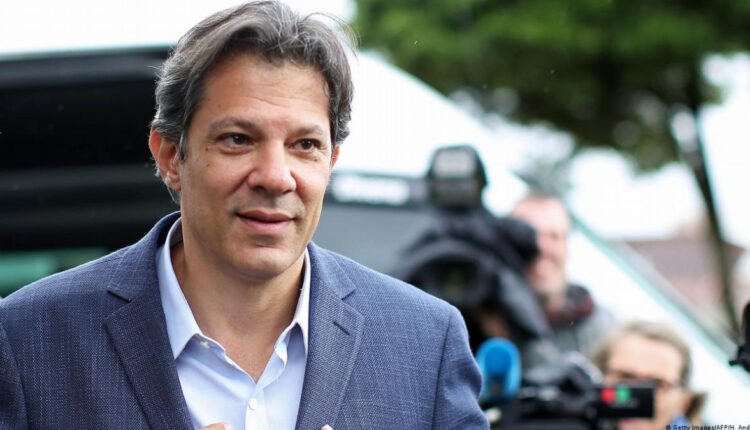 Cotado para Fazenda, Haddad tem conversa “excelente” com Guedes