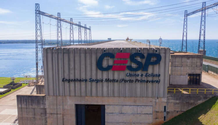 Cesp assina indenização de quase R$ 2 bilhões com a União e ações sobem