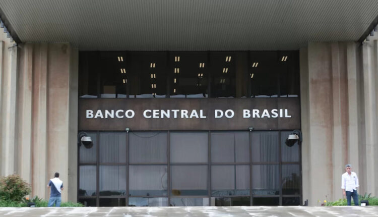 Boletim Focus: Mercado financeiro eleva projeção de inflação para 2023 e 2024