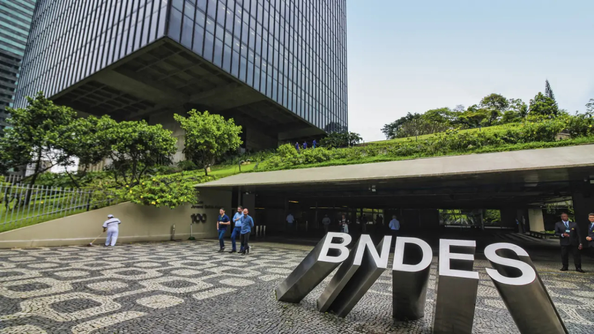 BNDES financiará projeto de aeronaves elétricas