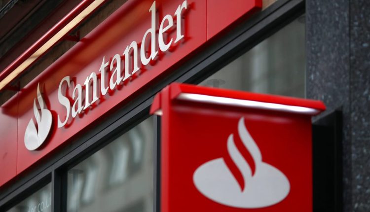 Santander (SANB11) registra recuo anual de 56% com R$ 1,69 bi no 4° tri de 2022