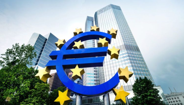 BCE eleva taxa de juros em 25 pontos-base e Fed aumenta taxa de juros dos EUA pela 10ª vez seguida