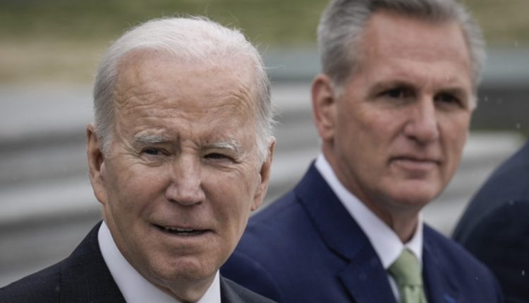 Equipe de Joe Biden confirma reunião com Kevin McCarthy para discutir sobre Teto da Dívida