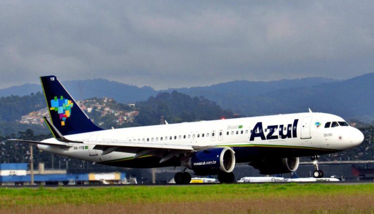 Azul (AZUL4) aprova emissão de US$ 800 milhões em títulos no exterior; ações decolam