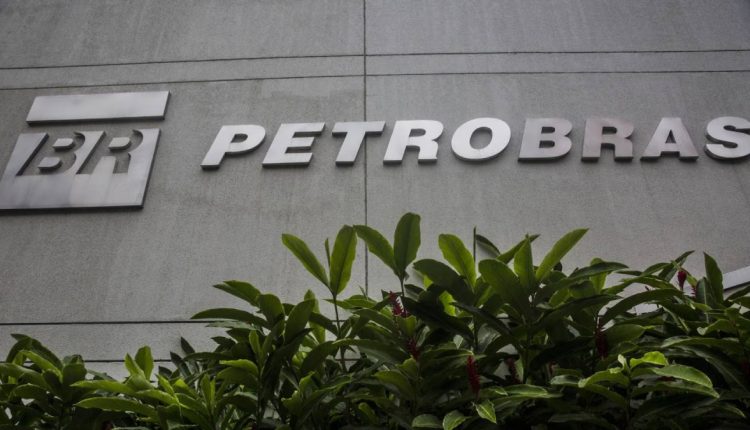 Ações da Petrobras (PETR4) despencam após divulgação de dados operacionais do 2T23