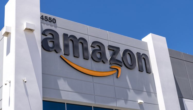 Prime Day: Ações da Amazon (AMZO34) sobem 1,29% no primeiro dia de ofertas