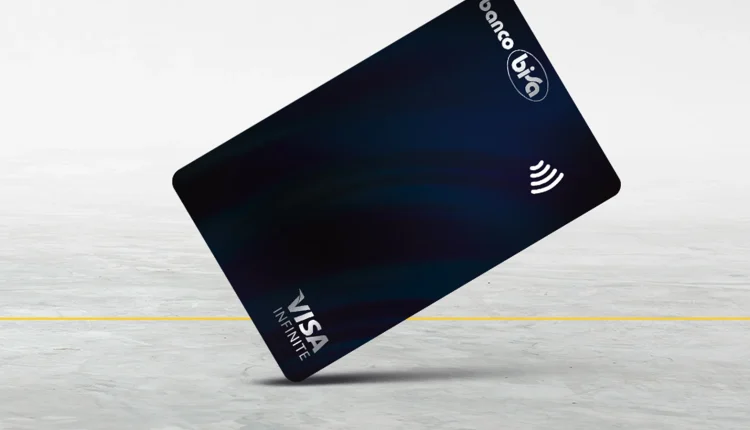 Tarjeta Visa Infinite Bolivia con límite hasta Bs.175.000, Priority Pass y seguros internacionales