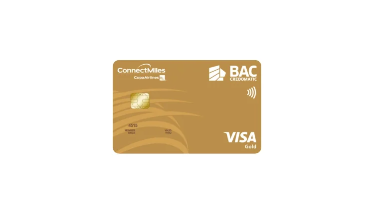 AAdvantage Platinum Visa en El Salvador, la tarjeta para los que viajan seguido con millas, salas VIP y primer año sin cuota