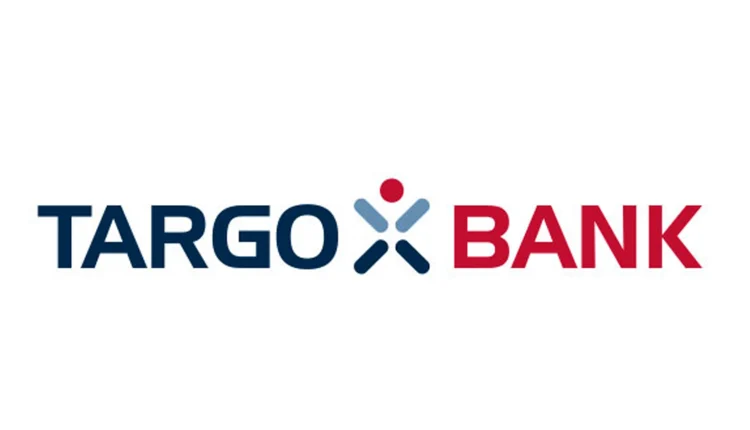 Financia tu coche con TARGOBANK hasta 50.000 €, TIN 3,95% y TAE 7,82% al contratar seguro