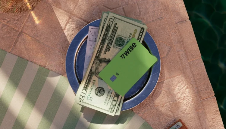 Cartão Wise com levantamentos até 200 € grátis, taxas de câmbio reais e pagamentos instantâneos com Google Pay e Apple Pay